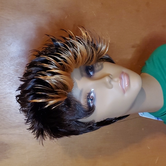 Short Brown / Blonde Spiky Wig - Picture 2 of 6